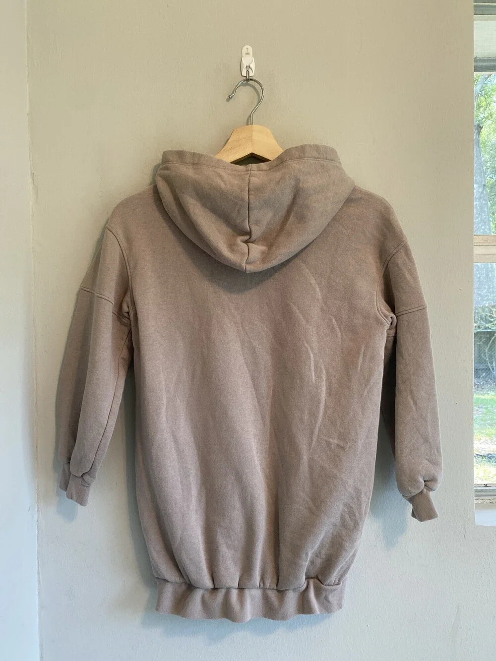 GapKids Girls Taupe Pullover Hoodie Medium